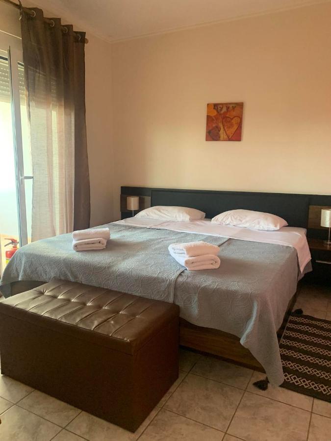 Loga Apartment *
