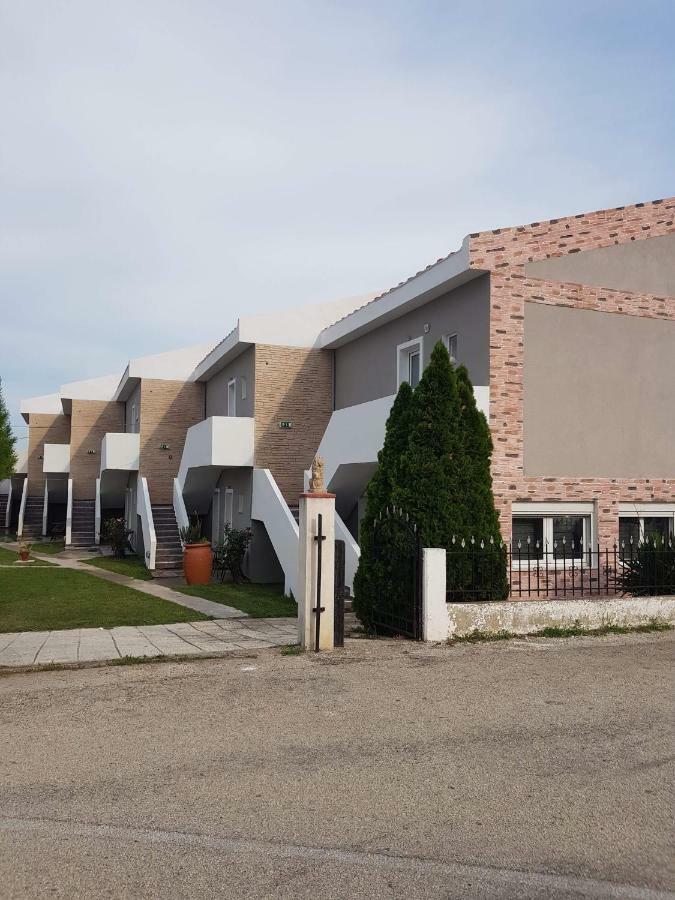 Loga Apartment Tycheron